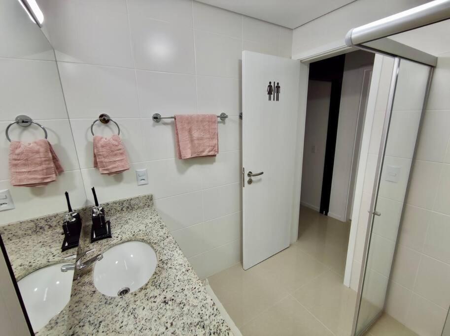Beach Apartment Villas Do Campeche フロリアノポリス エクステリア 写真